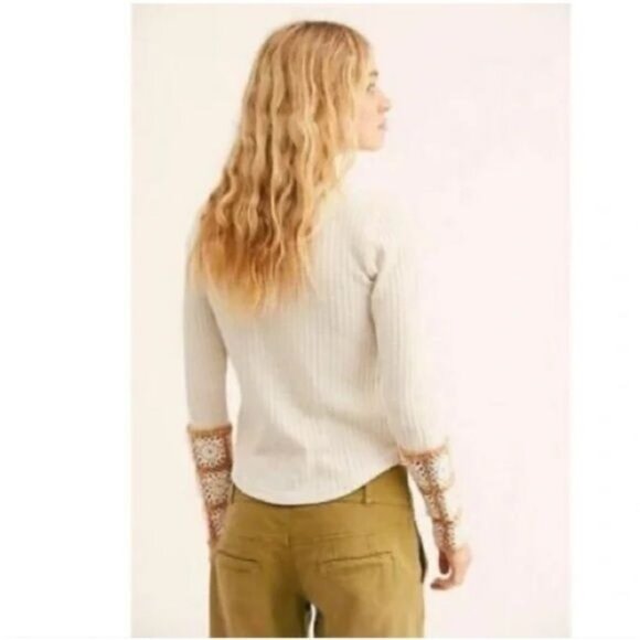 NWT Free People Mauve Pink Crochet Cuff Mistletoe Thermal Top - Picture 5 of 7